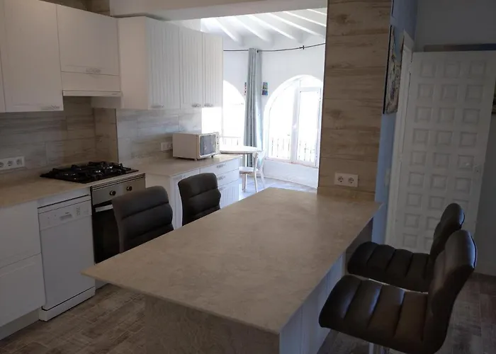 Grace,10p,seaview,pool 칼페