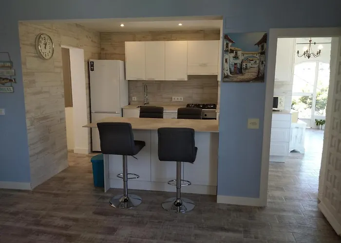 빌라 Grace,10p,seaview,pool 칼페